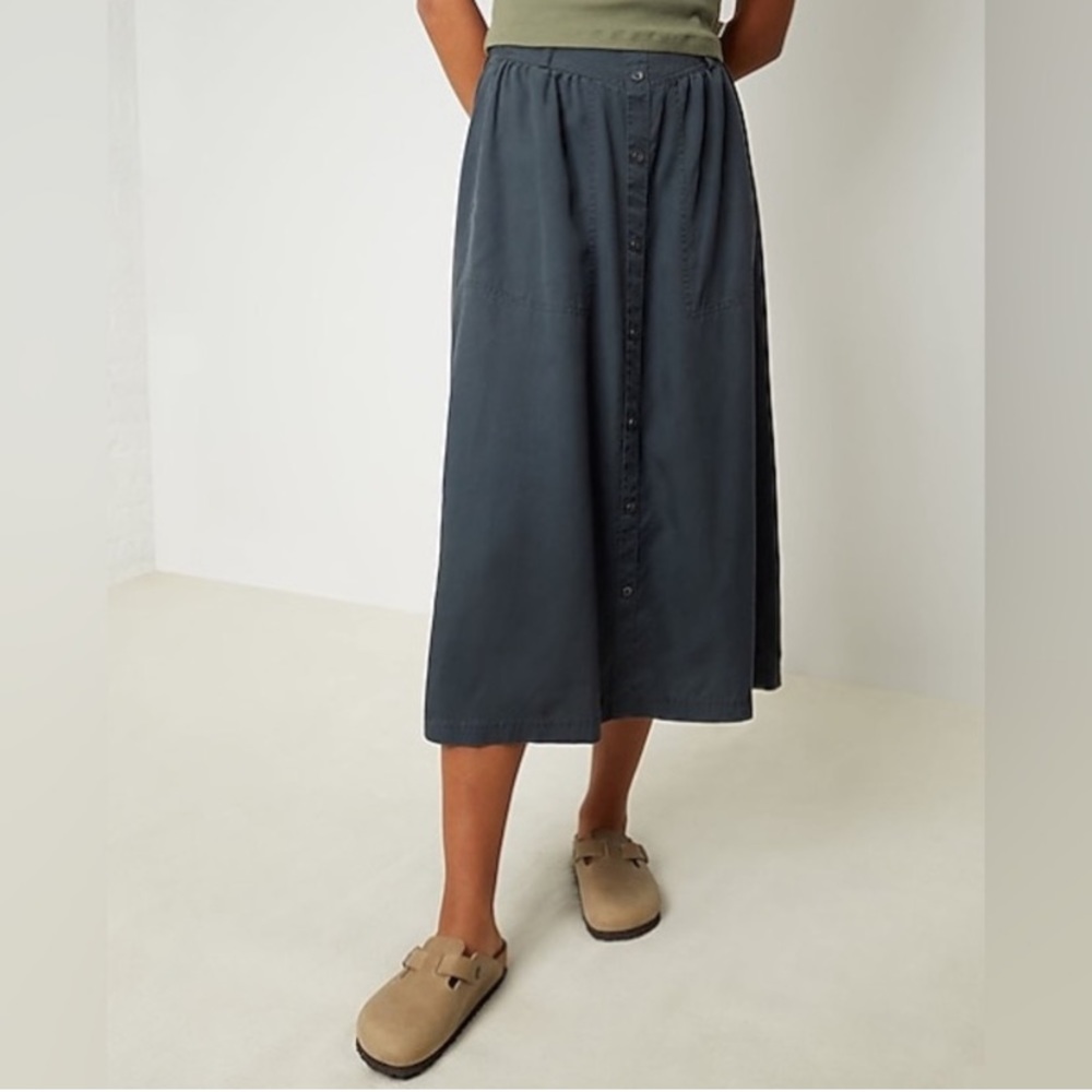 UpWest All Around Button Front Skirt Sz XS